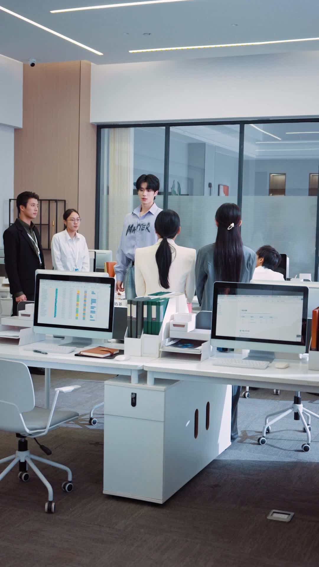 Episode 18 - Kiss Me, Miss Lawyer